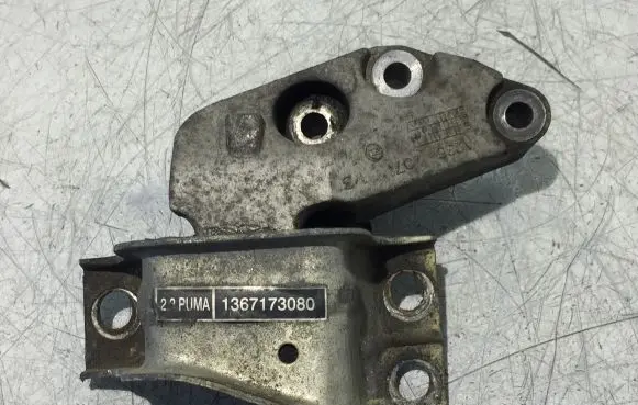 Citroen Jumper Engine mount bracket 1367173080