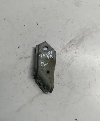 Volvo V40 Fender mounting bracket 9841874
