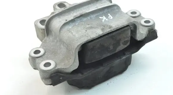 Audi TT TTS Mk2 Engine mount bracket