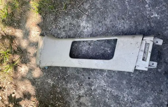 Toyota RAV 4 (XA30) (B) pillar trim (top) 6242042040