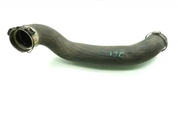 Volvo V40 Air intake hose/pipe P31370648