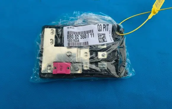 BMW 1 F40 Positive wiring loom 6822571