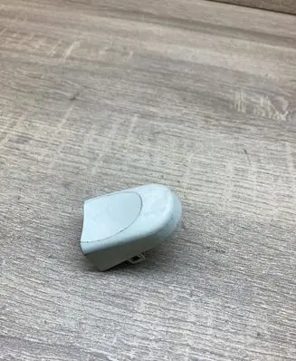Volkswagen Touran I Front door handle cover 1C0837879
