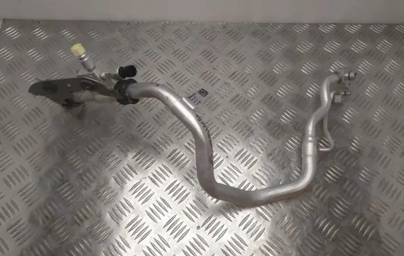 Alfa Romeo Stelvio Air conditioning (A/C) pipe/hose