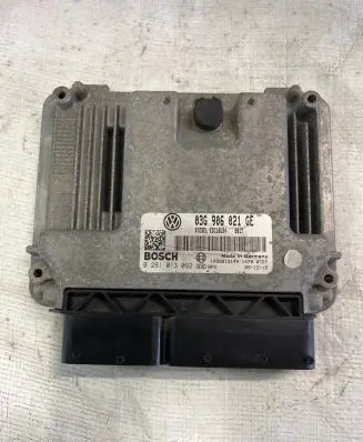 Volkswagen Golf Plus Engine control unit/module 03G906021GE 1039S13144 0281013092