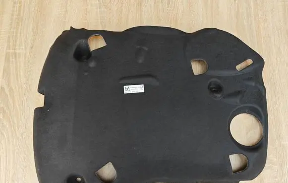 BMW X4 G02 Heat shield in engine bay 8580383