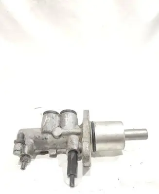 Audi A4 S4 B5 8D Master brake cylinder