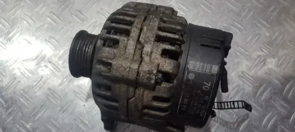 Audi A4 S4 B5 8D Generator/alternator 058903016 0123310022