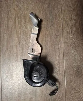 Ford Capri EV Horn signal LX6T13802CC
