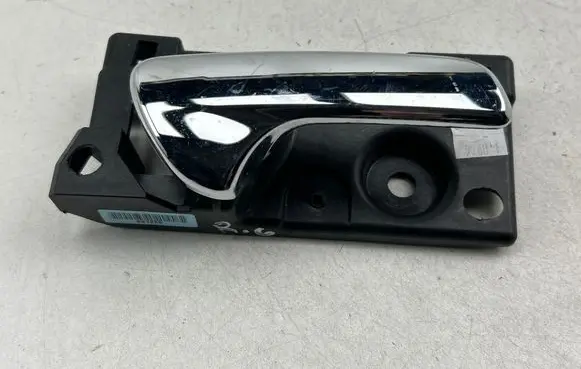 Dodge Durango III Front door interior handle 921265