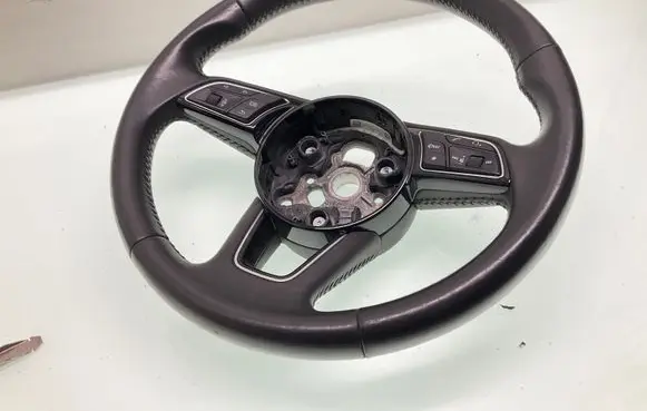 Audi A3 S3 8V Steering wheel 8W0419689