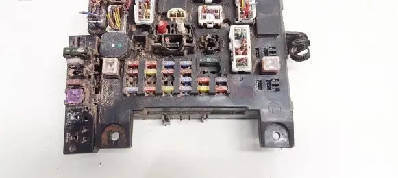 Mitsubishi Outlander Fuse box set 8637a643 7091003668