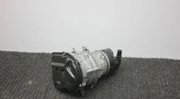 Porsche Cayenne (92A) Power steering pump 7P0423155B