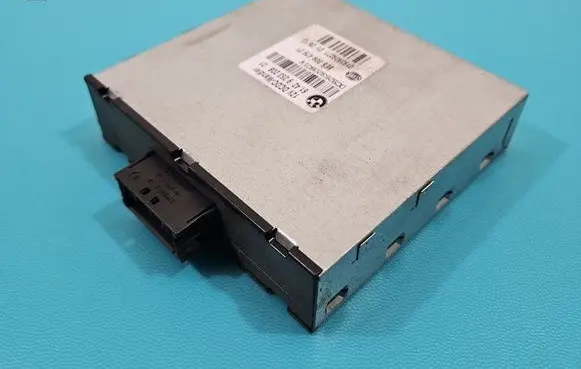 BMW X1 E84 Central body control module 8ES00947921 IMPRK1497045