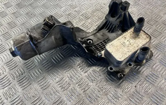 Chevrolet Orlando Oil filter mounting bracket 96868256