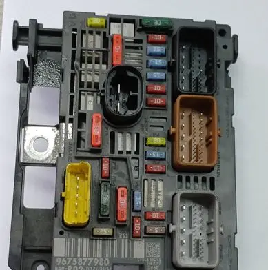 Citroen C4 Grand Picasso BSM Control unit 9675877980 BSMR0200 R02
