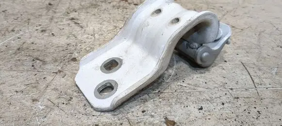 Opel Insignia A Tailgate/trunk/boot hinge 13247935