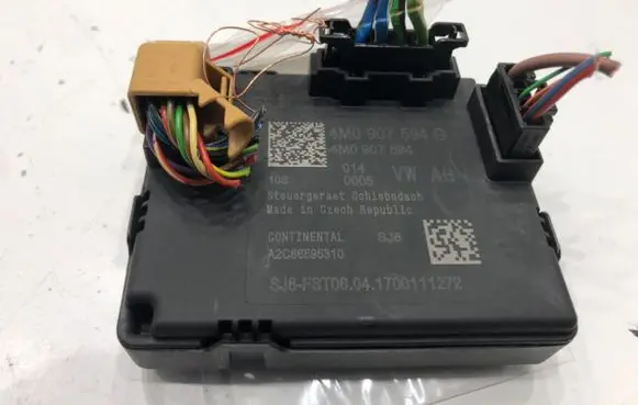 Audi Q7 4M Other control units/modules 4M0907594G