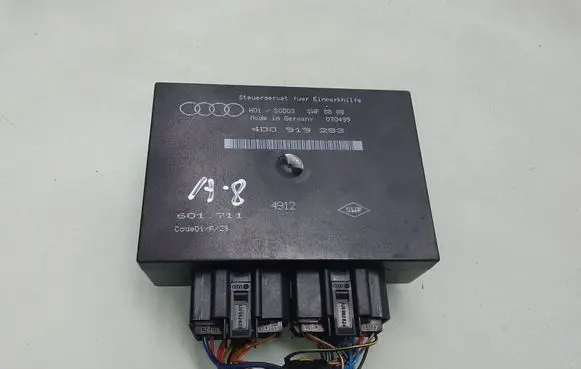 Audi A8 S8 D2 4D Parking PDC control unit/module 4D0919283