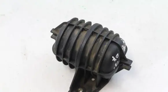 BMW X5M E70 Turbo system vacuum part 7799790 11557799790