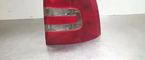 Skoda Octavia Mk2 (1Z) Rear/tail lights 1Z9945096