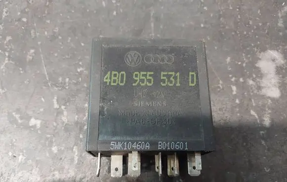 Skoda Octavia Mk1 (1U) Other relay 4B0955531D 602