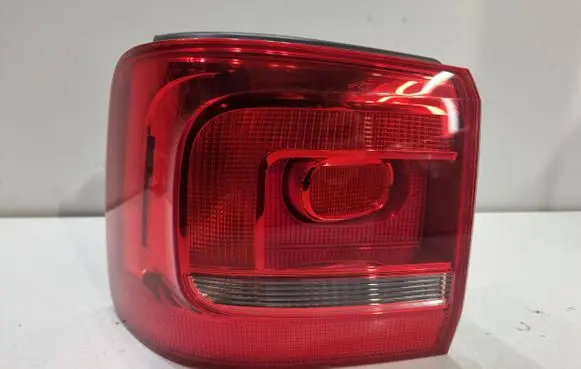 Volkswagen Touran II Rear/tail lights 1T0945095R