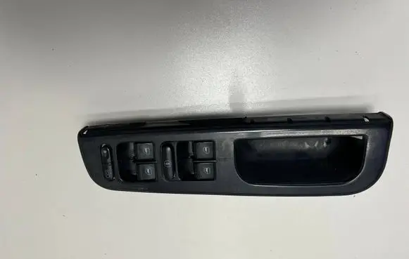 Volkswagen PASSAT B5.5 Electric window control switch 1J4959857B 03755030