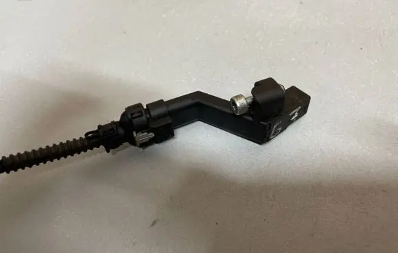 Volkswagen Golf VII Crankshaft speed sensor 04L906433B