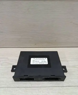 Mercedes-Benz E W212 Comfort/convenience module A2129003806 A2129011000 A2129029702