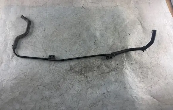 Volkswagen Golf IV Engine coolant pipe/hose