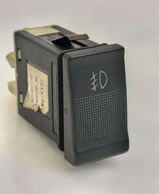 Fog light switch