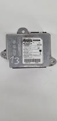 Renault Scenic II - Grand scenic II Airbag control unit/module 8200682381