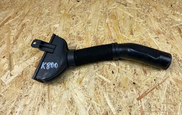 Peugeot 208 II Air intake hose/pipe 9833418380