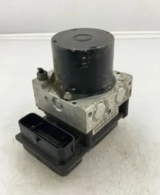Skoda Roomster (5J) ABS Pump 0265800635 78503M0326
