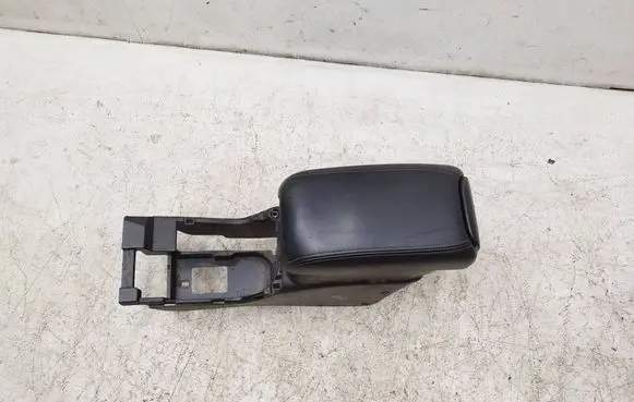 Mitsubishi Outlander Armrest 8011a083