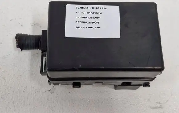 Nissan Juke I F15 Fuse box set 243821KN0A