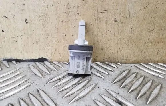 Interior temperature sensor