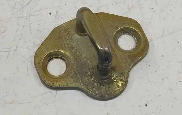 Opel Astra F Front door lock loop/hook striker 