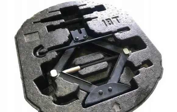 Hyundai i30 Tool set 09149S4000
