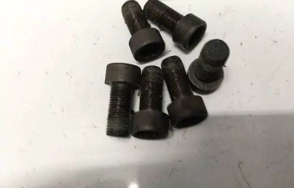 Audi A6 S6 C6 4F Nuts/bolts 