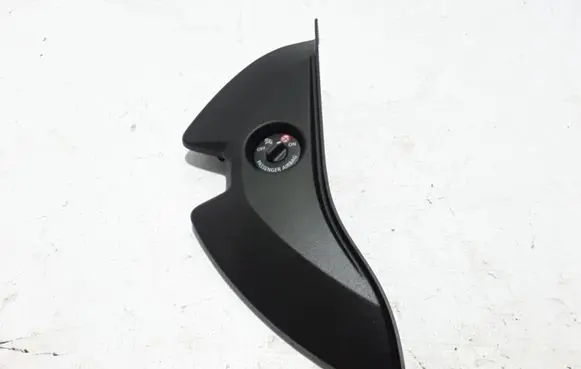 Renault Megane IV Panel trim 689205425R