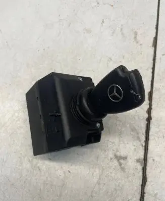 Mercedes-Benz E W211 Ignition lock 2115450608 33002203 5001170620206158