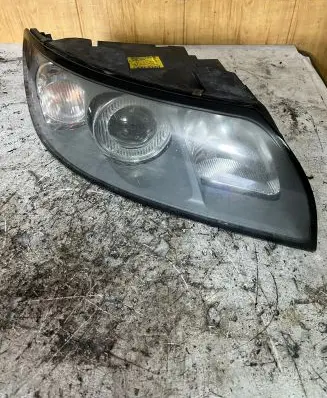 Volvo S40 Headlight/headlamp 30698886 0301198204