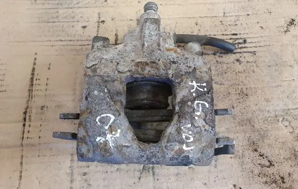 Chrysler Grand Voyager IV Rear brake caliper