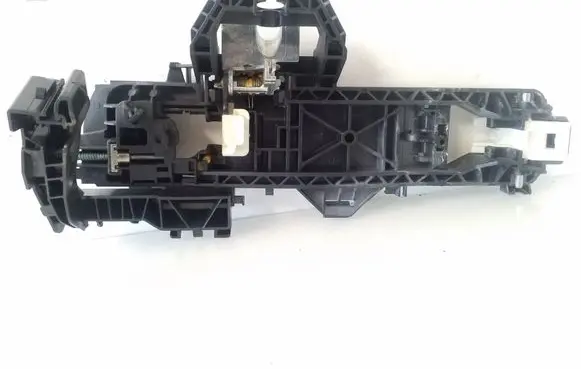 Mercedes-Benz E C207 W207 Front door coupe exterior handle/bracket A2077600240 A2047600834