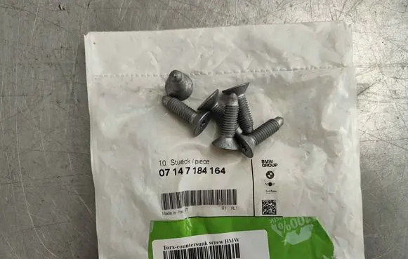 BMW 3 E90 E91 Nuts/bolts 07147184164 07147112081 7184164