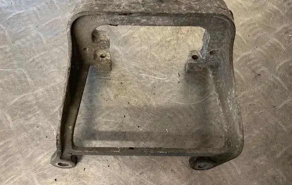 Renault Master III Gearbox mounting bracket 112225095R
