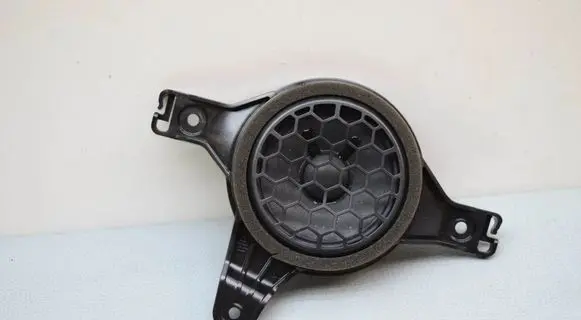 Audi Q7 4M Rear door speaker 4M0035398