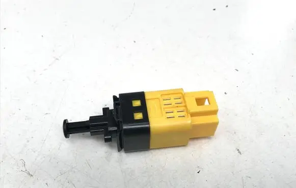 Chery 9/C9 Brake pedal sensor switch 808001702AA